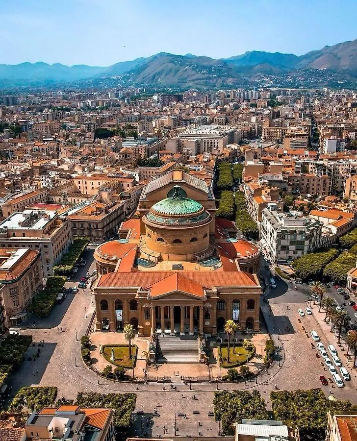 La Casetta Al Politeama Palermo Italy